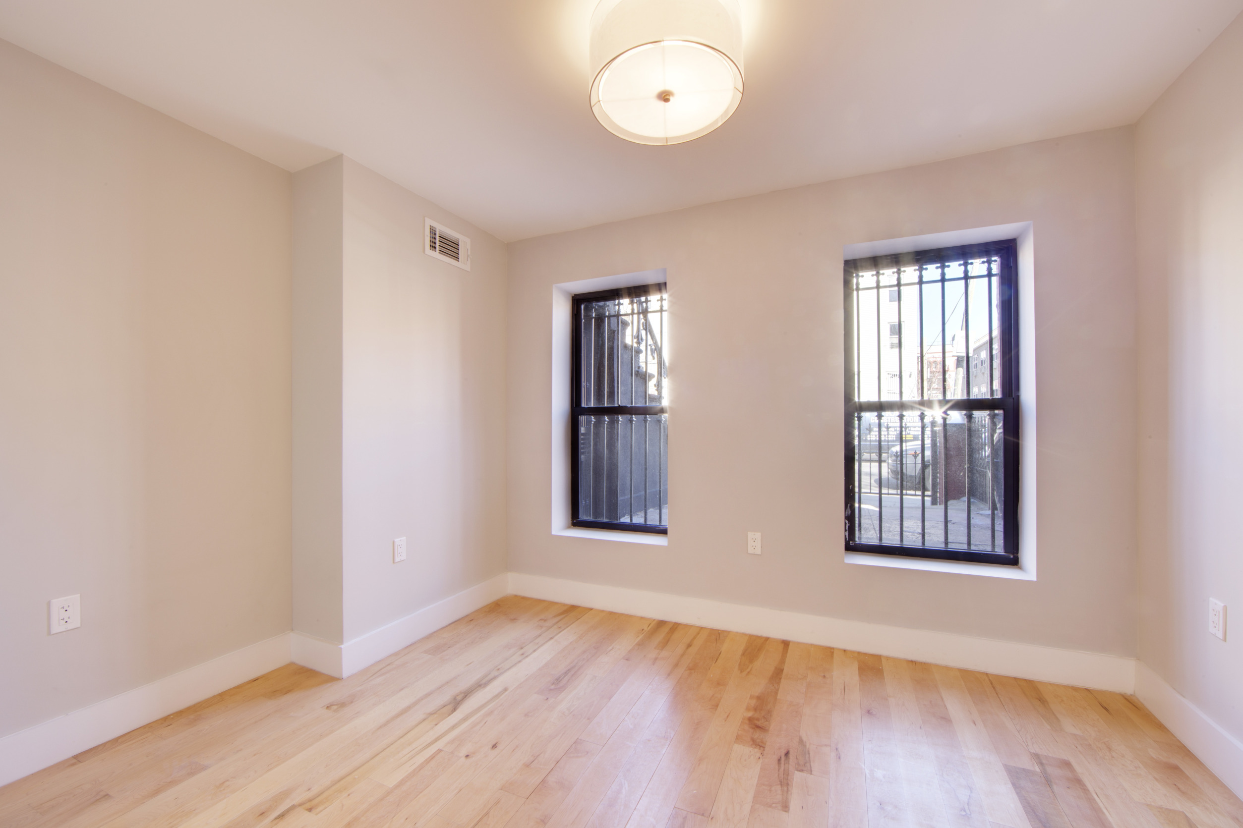 1022 Putnam Avenue, Unit GARDEN Brooklyn, NY 11221 - Photo 5 of 7