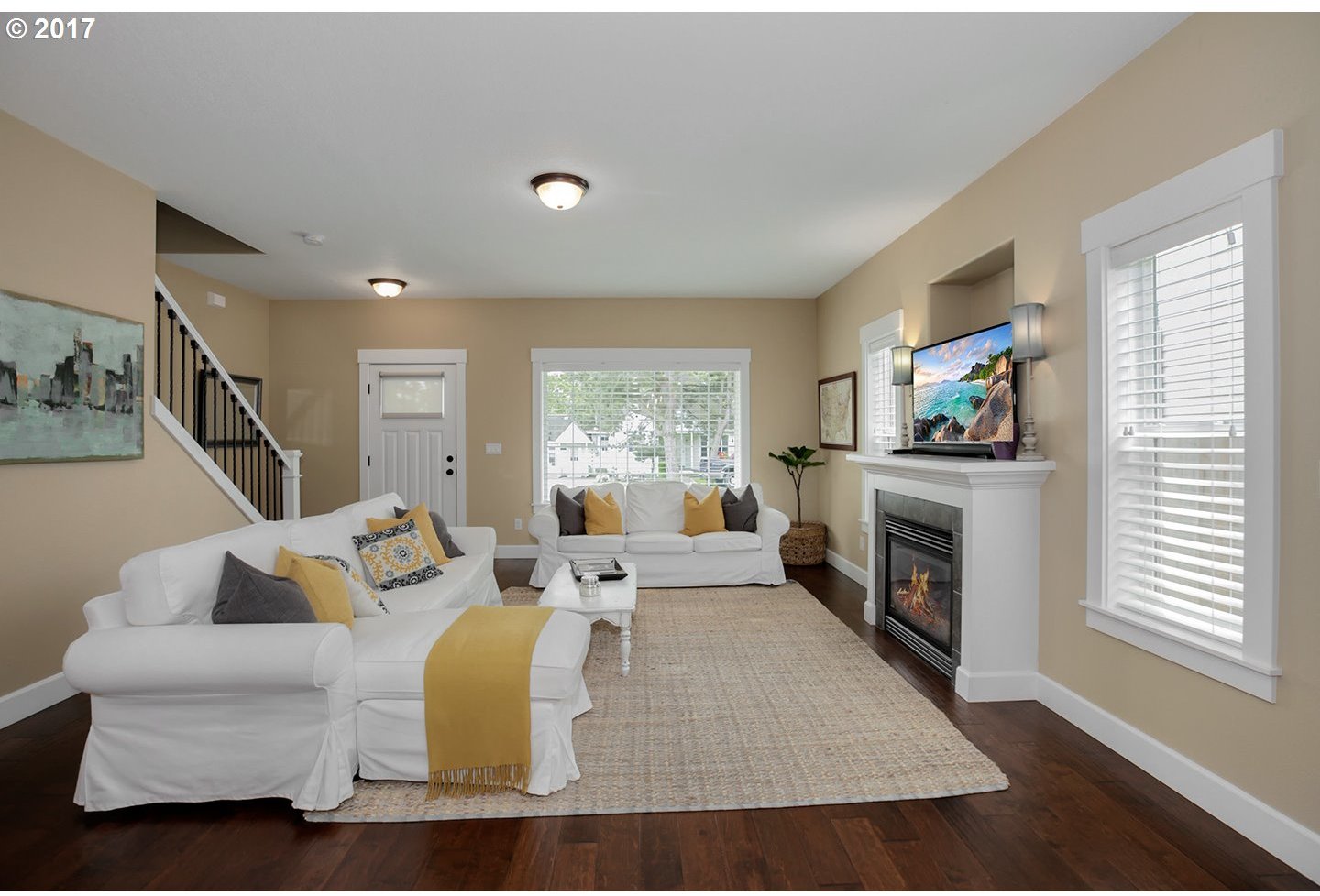 1043 Northeast Faloma Road Portland, OR 97211 - Photo 5 of 32 Gallery Image 5