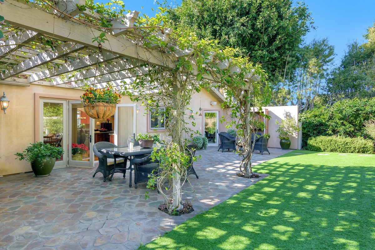 7453 Fairway Road La Jolla, CA 92037 - Photo 20 of 23 Gallery Image 20