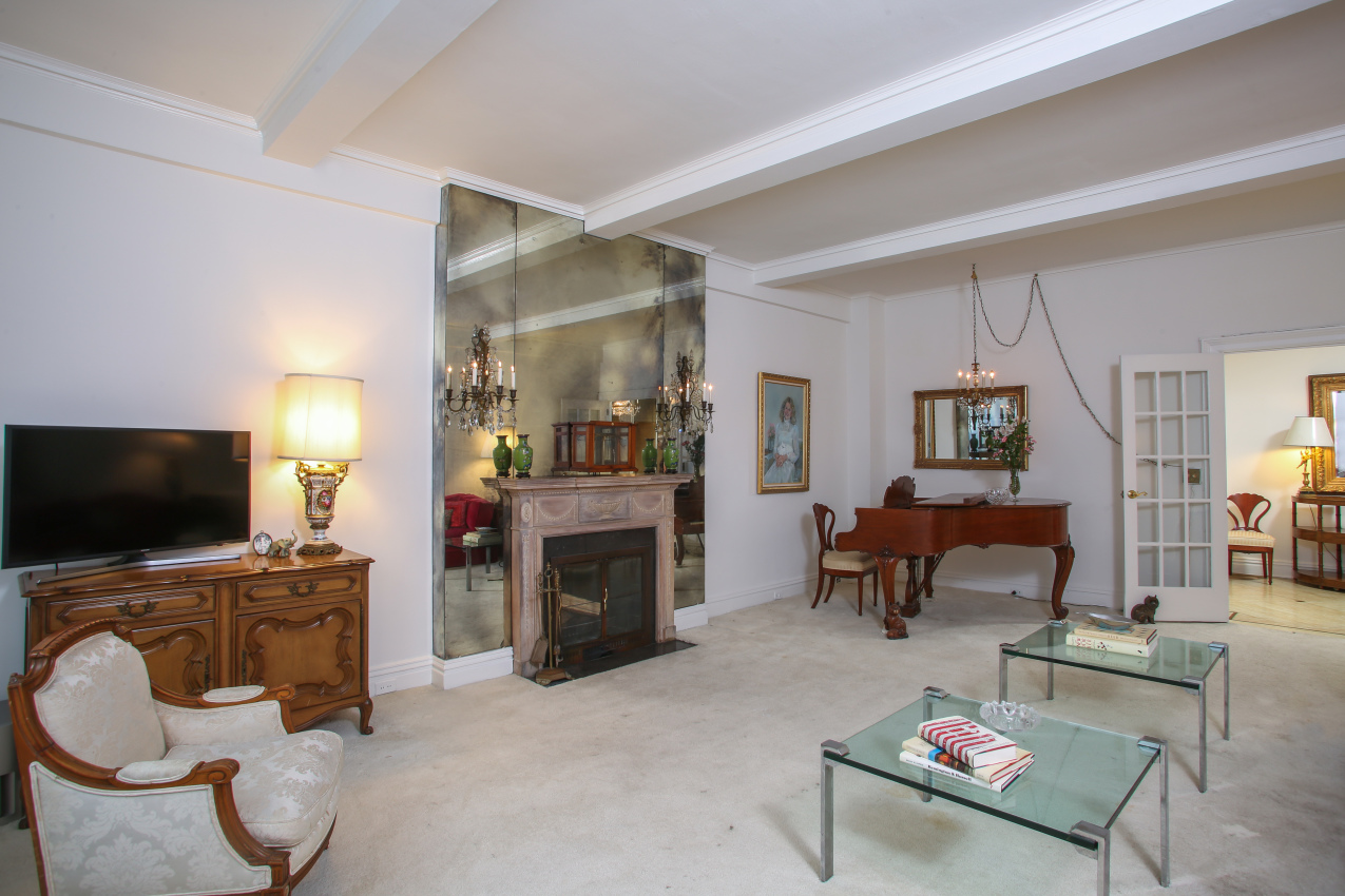 1111 Park Avenue, Unit 8A Manhattan, NY 10128 - Photo 3 of 20