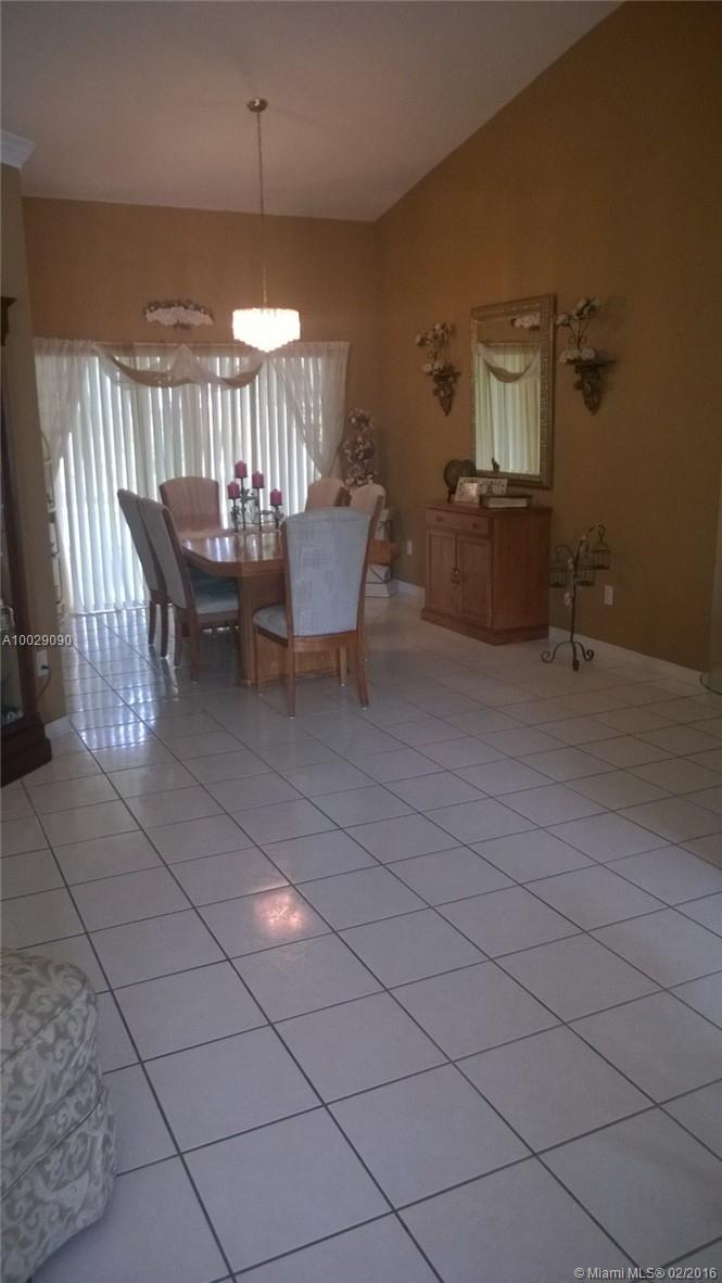 14735 Southwest 168th Terrace Miami, FL 33187 - Photo 2 of 7