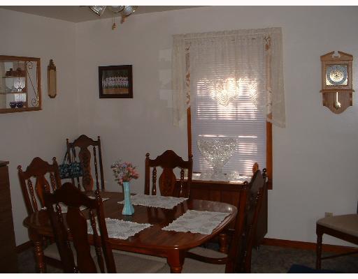 415 Reno Street Rochester, PA 15074 - Photo 5 of 8