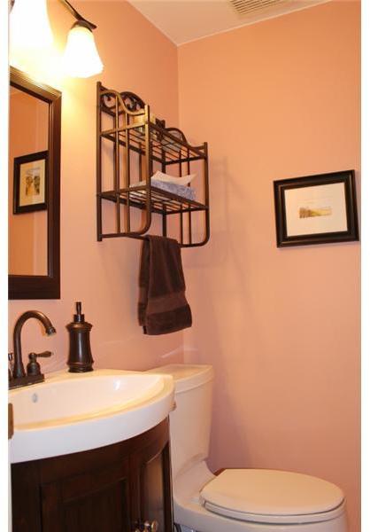 2313 Cramden Road Upper St. Clair, PA 15241 - Photo 6 of 21 Gallery Image 6