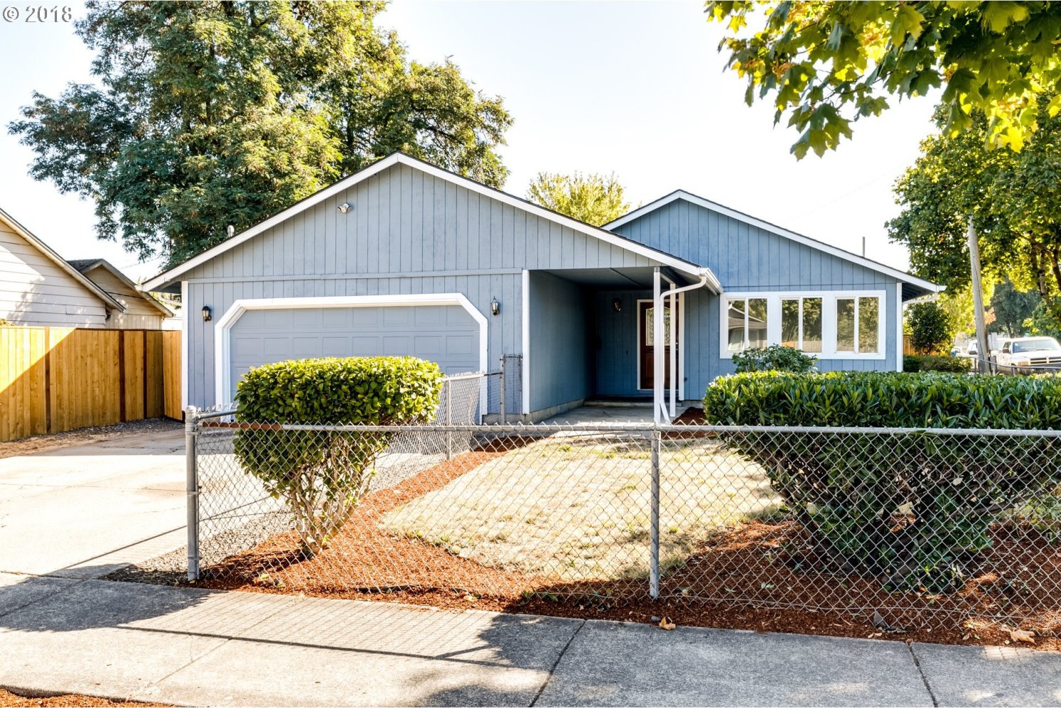 523 22nd Street Springfield, OR 97477 - Photo 3 of 32