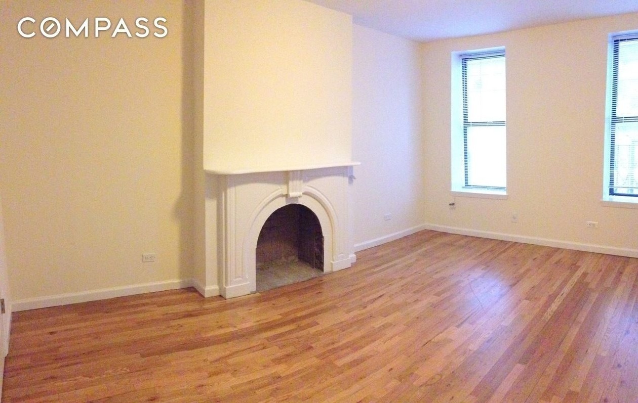 856 8th Avenue, Unit 3A Manhattan, NY 10019 - Photo 2 of 6