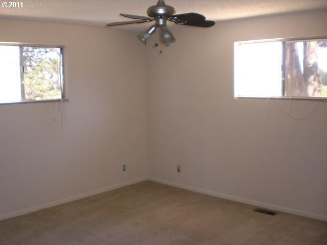 22807 Alfalfa Market Road Bend, OR 97701 - Photo 11 of 16 Gallery Image 11