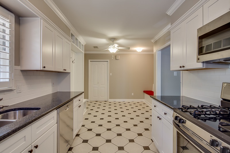 4715 Sequoia Road Memphis, TN 38117 - Photo 8 of 23 Gallery Image 8