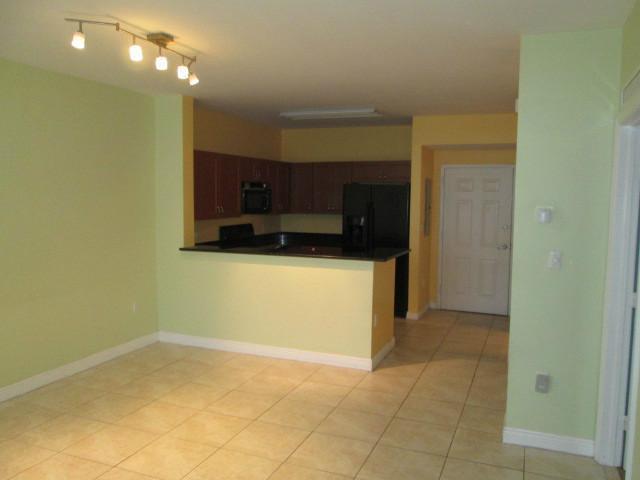 2425 Southwest 27th Avenue, Unit 907 Miami, FL 33145 - Photo 7 of 25