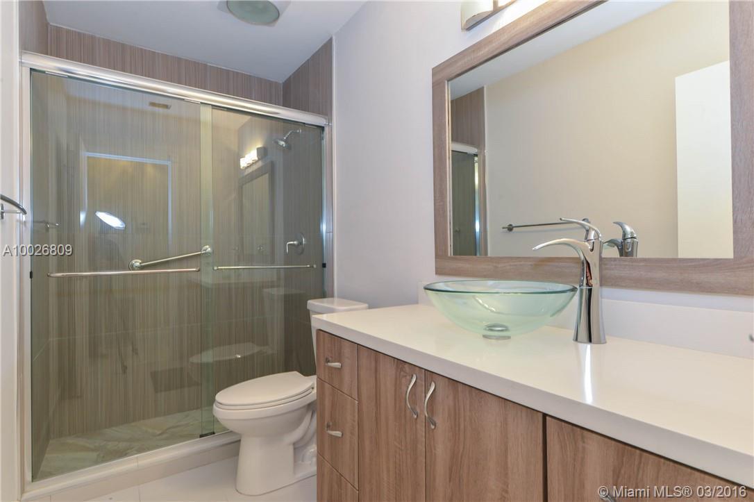 430 Flagami Boulevard Miami, FL 33144 - Photo 6 of 13