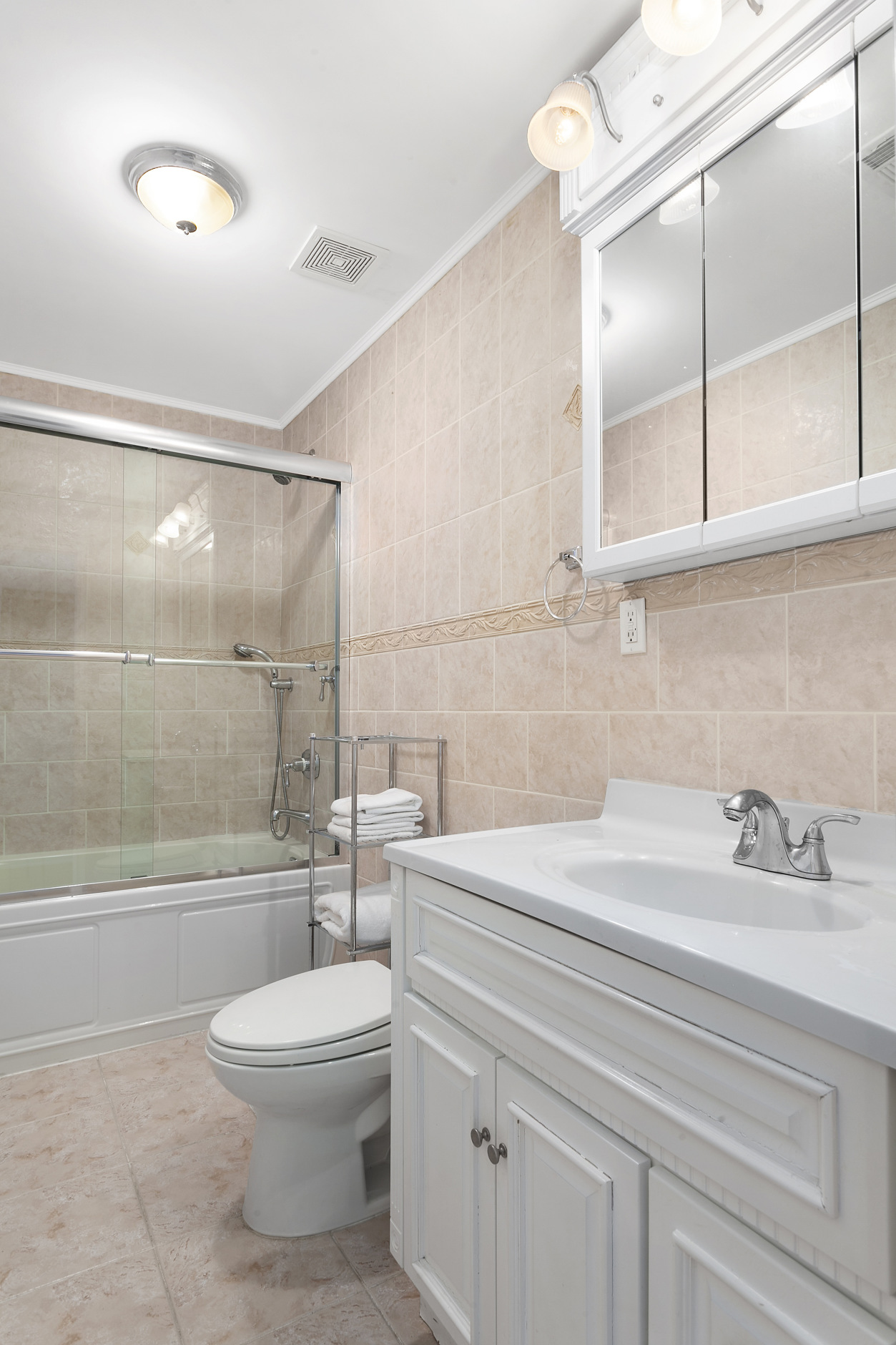 149 Spring Street, Unit 5 Manhattan, NY 10012 - Photo 6 of 8