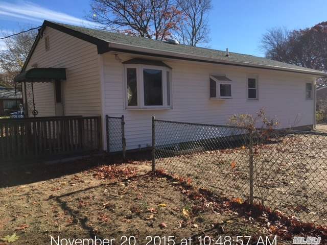 76 Concord Road Shirley, NY 11967 - Photo 3 of 12 Gallery Image 3