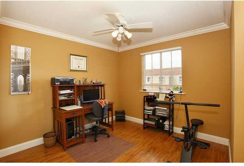 14213 Southwest 126th Place Miami, FL 33186 - Photo 16 of 27