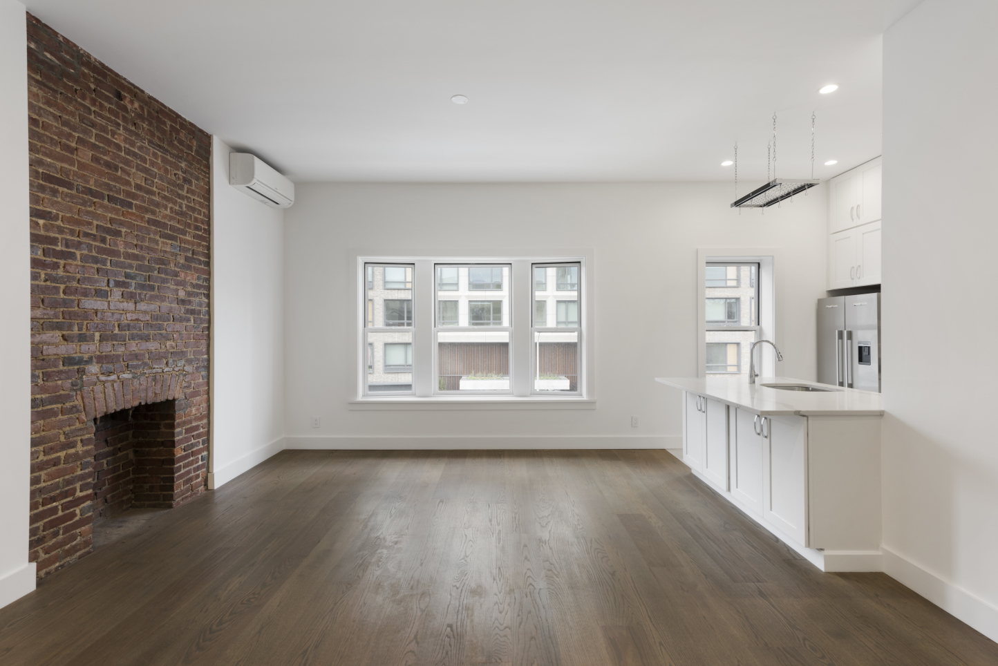 575 Vanderbilt Avenue, Fl 3 Brooklyn, NY 11238 - Photo 1 of 7