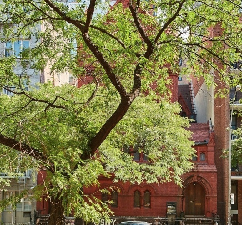 The Geneva 408 W 57th St, Manhattan, NY 10019 - Photo 3 of 3