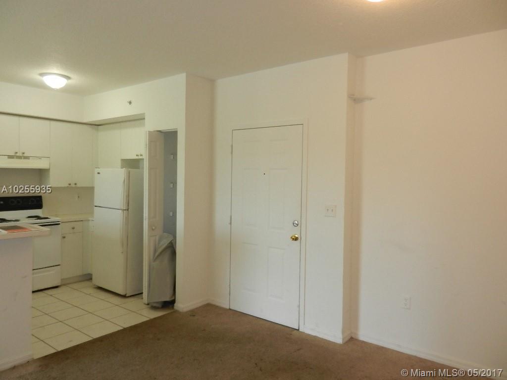 11040 Southwest 196th Street, Unit 412 Cutler Bay, FL 33157 - Photo 6 of 20