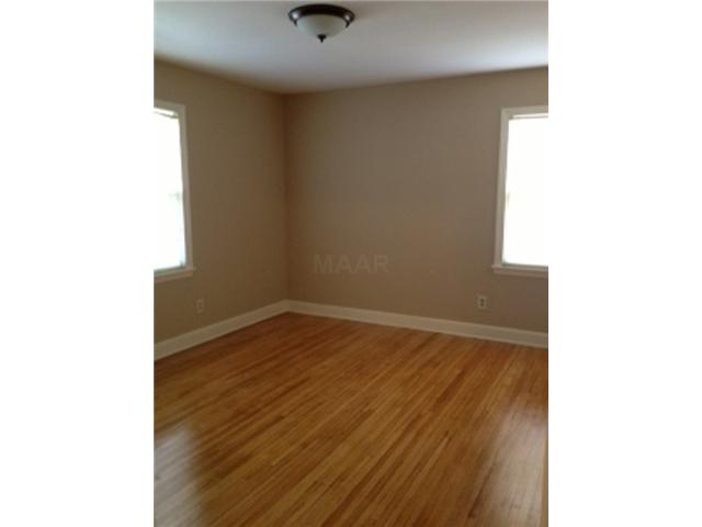 4331 Cherrydale Road Memphis, TN 38111 - Photo 15 of 20 Bedroom #2: All Hardwood...
