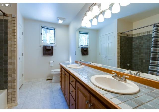 1720 South Radcliffe Road Portland, OR 97219 - Photo 12 of 16 Gallery Image 12