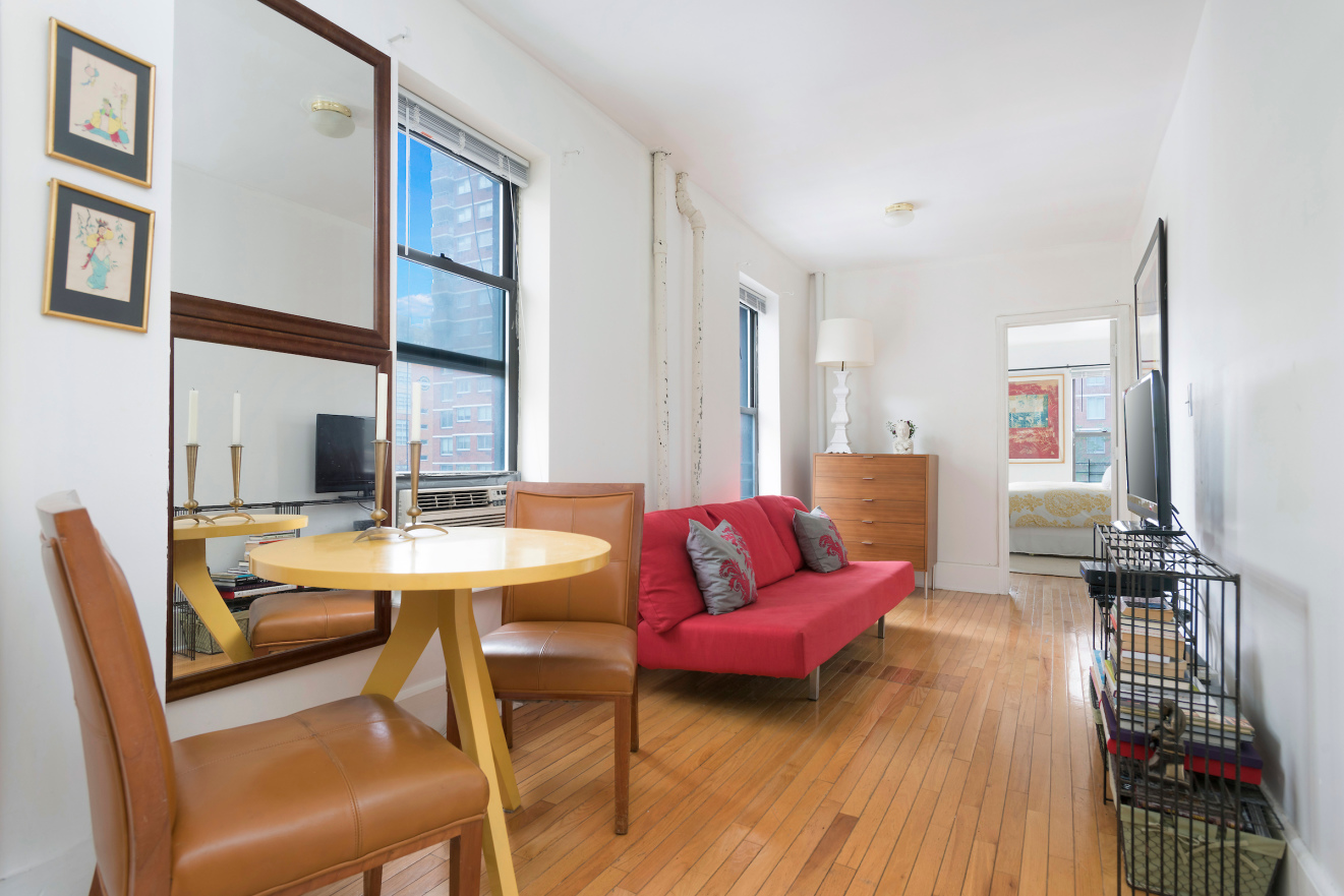 244 East 28th Street, Unit 3 Manhattan, NY 10016 - Photo 2 of 4