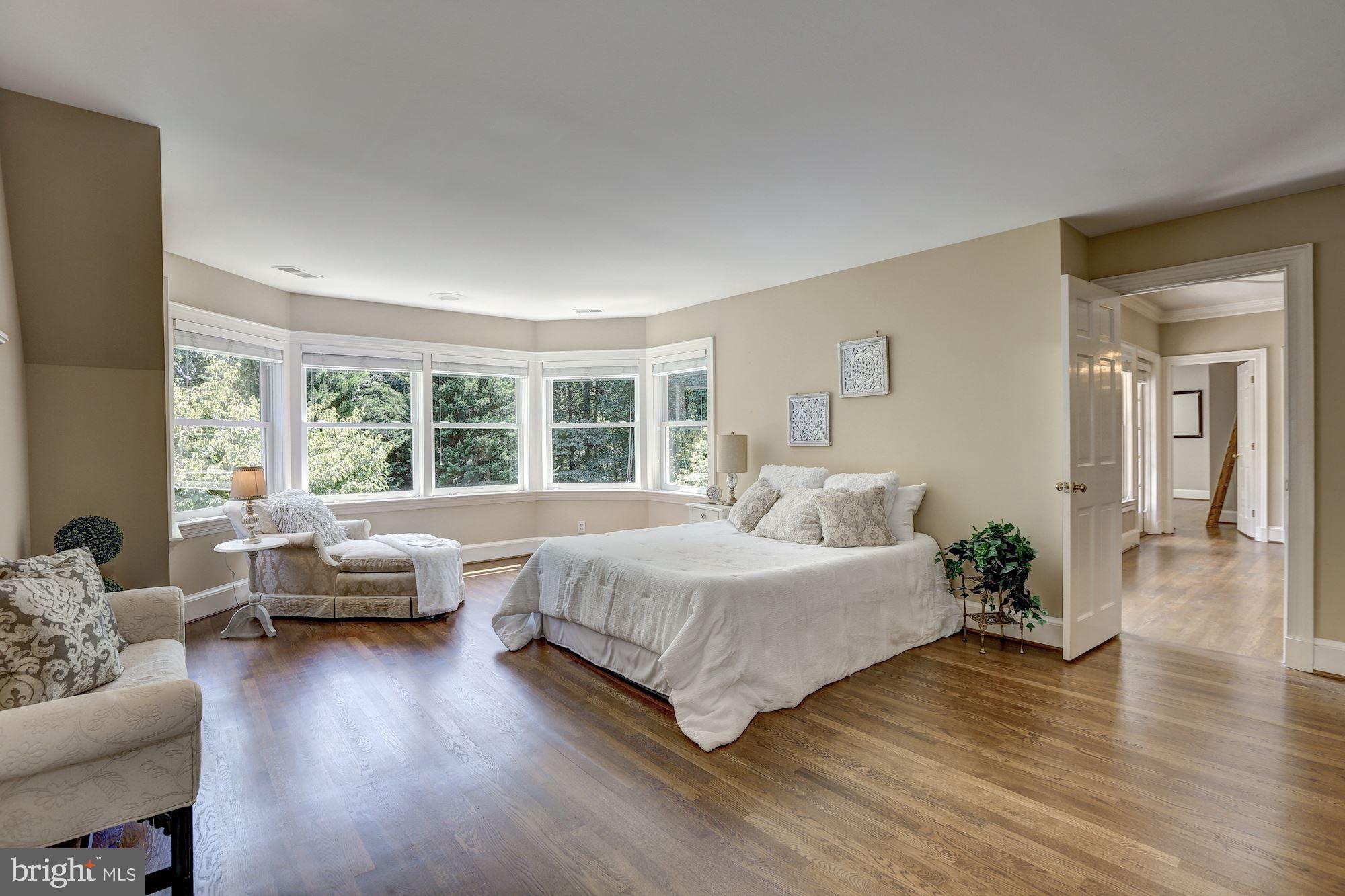 13230 Query Mill Road North Potomac, MD 20878 - Photo 14 of 50 Gallery Image 14