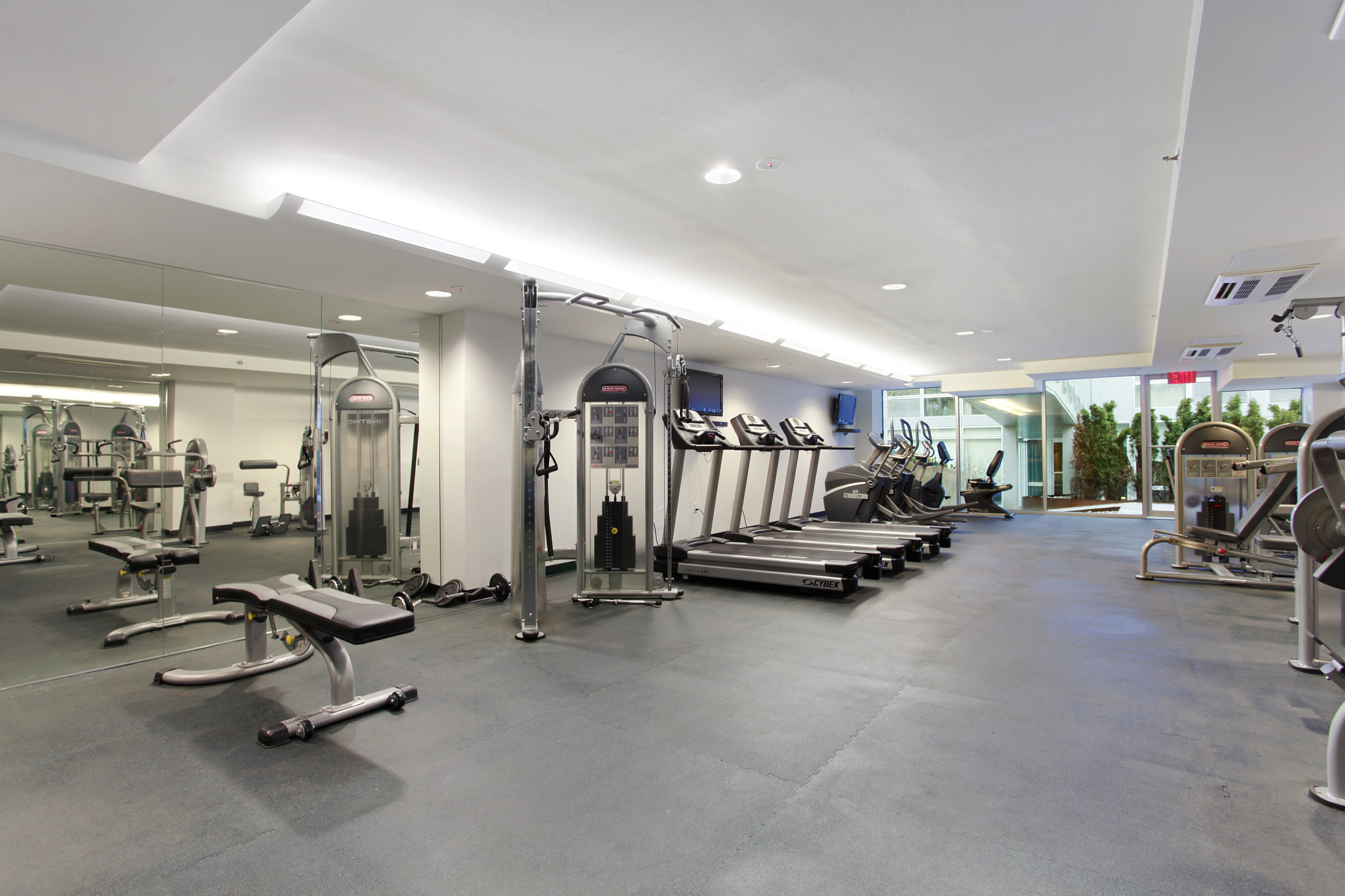 425 East 13th Street, Unit 5J Manhattan, NY 10009 - Photo 10 of 11