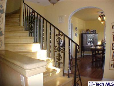 855 Monterey Road Glendale, CA 91206 - Photo 3 of 16 Gallery Image 3