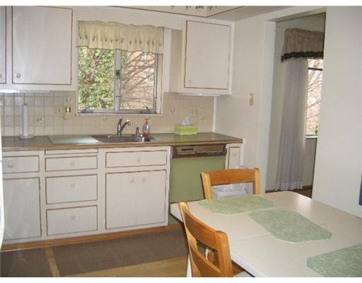 3940 Edge Road Brentwood, PA 15227 - Photo 5 of 17 Gallery Image 5
