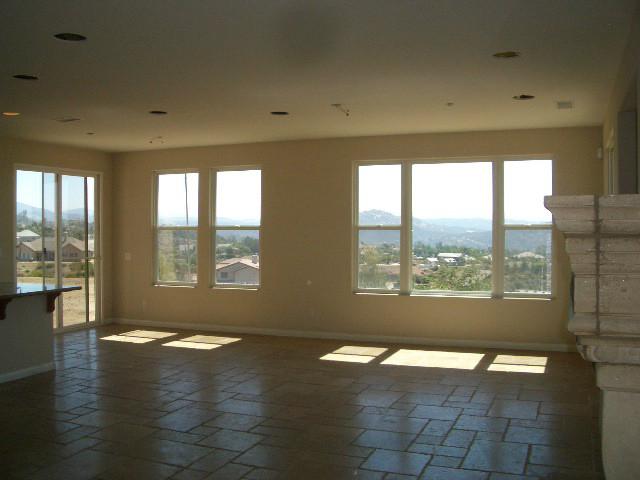 15069 Creek Hills Road El Cajon, CA 92021 - Photo 5 of 18