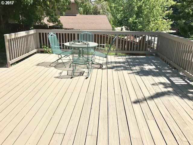 2121 Southwest Olson Avenue Pendleton, OR 97801 - Photo 24 of 32