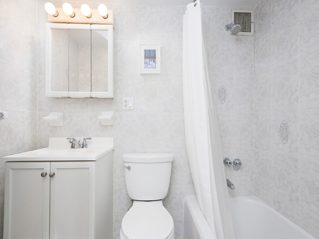 193 Clinton Avenue, Unit 5D Brooklyn, NY 11205 - Photo 5 of 6