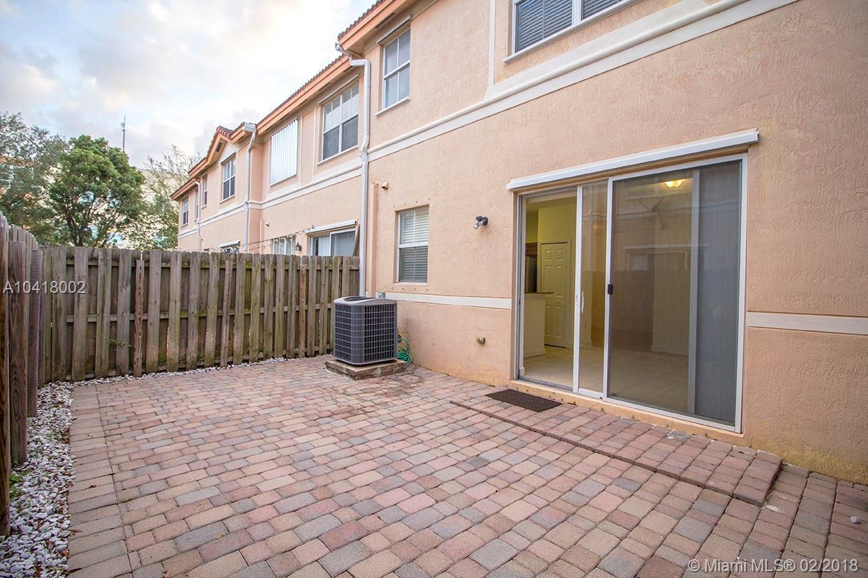 8635 Northwest 112th Path Doral, FL 33178 - Photo 3 of 29