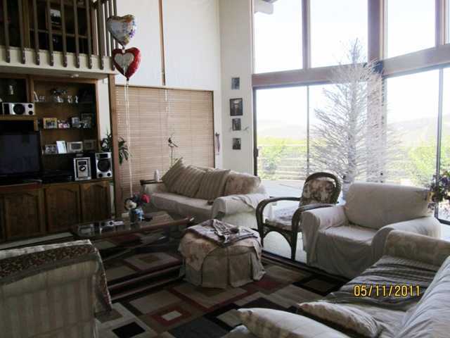 10212 Lilac Ridge Road Escondido, CA 92026 - Photo 4 of 13