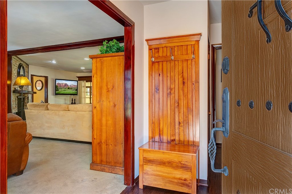 13719 Philadelphia Street Whittier, CA 90601 - Photo 7 of 45 Formal entryway