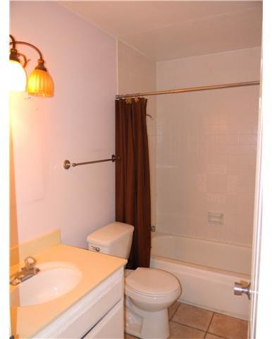 2355 Caringa Way, Unit 4 Carlsbad, CA 92009 - Photo 10 of 25
