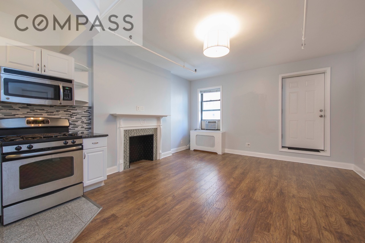 223 West 79th Street, Unit 5 Manhattan, NY 10024 - Photo 3 of 9