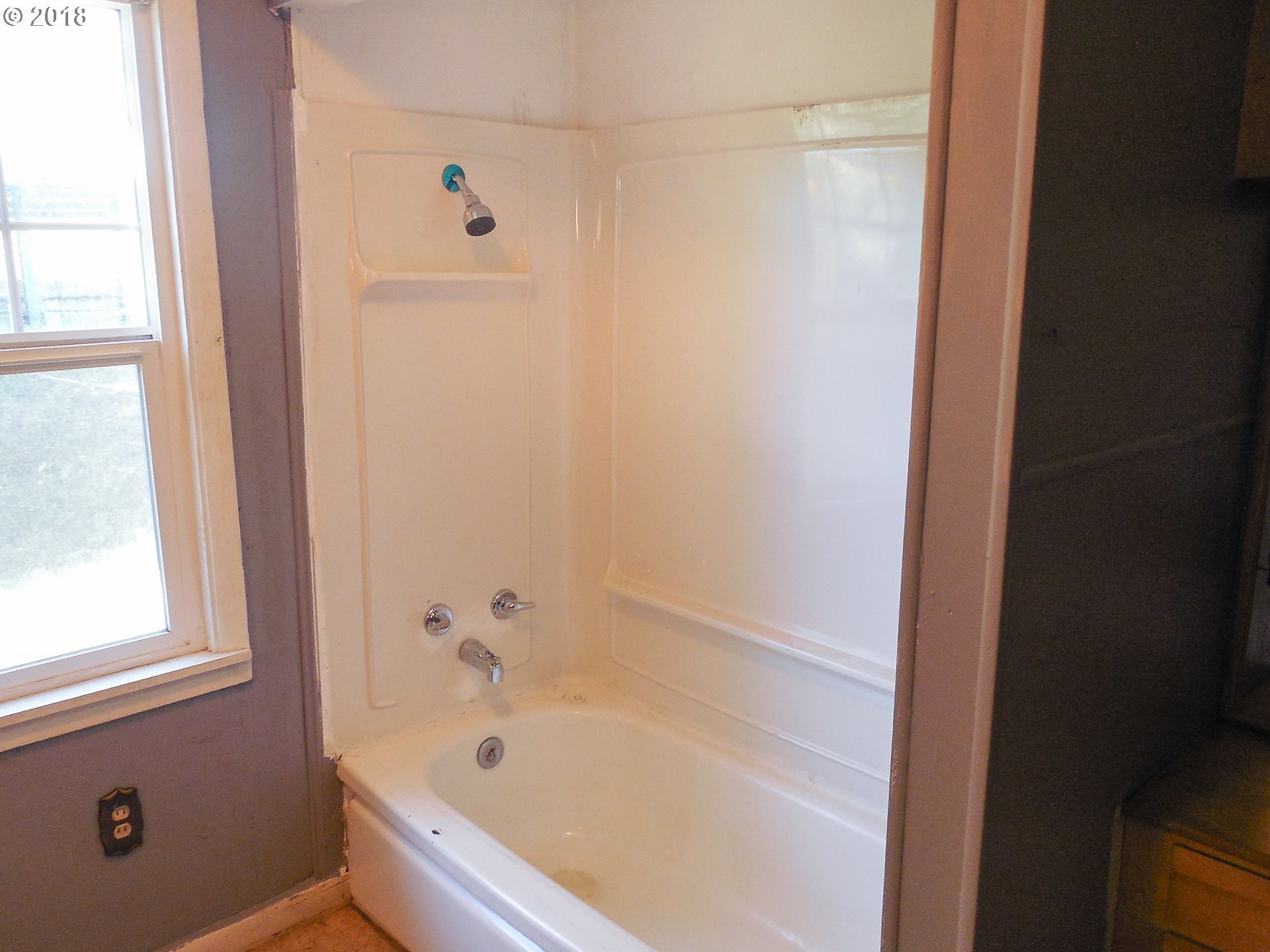 3750 Happy Valley Road Roseburg, OR 97471 - Photo 10 of 28 Gallery Image 10