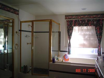 6937 Lindsay Road Bakersfield, CA 93313 - Photo 9 of 15 Master bath w/ sep. tub & shower and huge walk-in closet