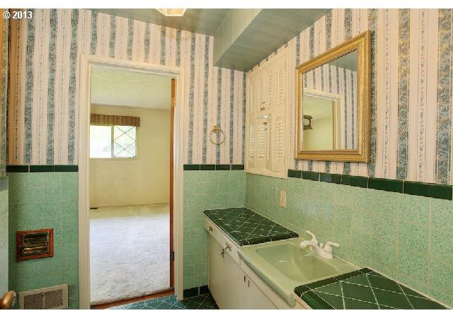 10340 Southwest Arborcrest Way Portland, OR 97225 - Photo 9 of 16 Gallery Image 9