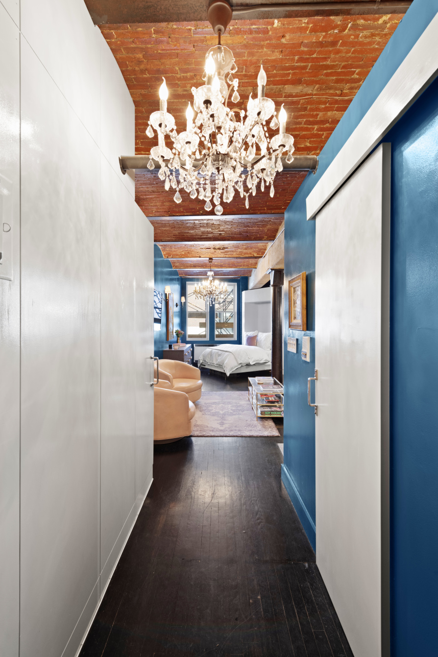 9 Barrow Street, Unit 3H Manhattan, NY 10014 - Photo 3 of 6