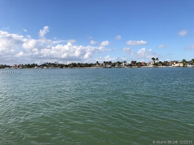 1255 North Biscayne Point Road Miami Beach, FL 33141 - Photo 4 of 10