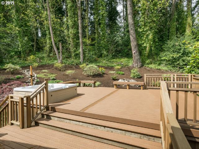 2865 Southwest Raleighview Drive Portland, OR 97225 - Photo 3 of 15 Gallery Image 3