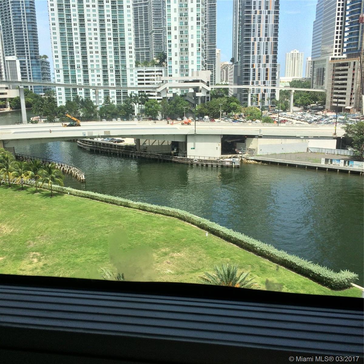 92 Southwest 3rd Street, Unit 708 Miami, FL 33130 - Photo 13 of 14