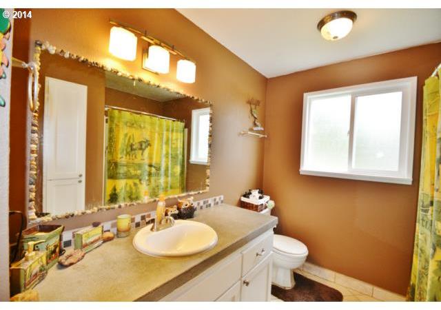 125 Sandra Road Silverlake, WA 98645 - Photo 8 of 11 Gallery Image 8