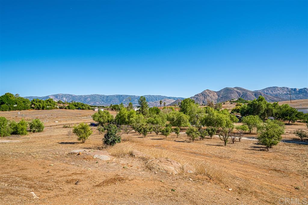 28547 Sunset Road Valley Center, CA 92082 - Photo 6 of 25
