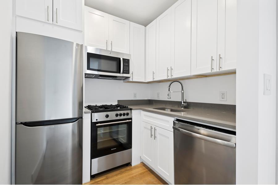 45-11 Broadway, Unit 2A Queens, NY 11103 - Photo 3 of 8