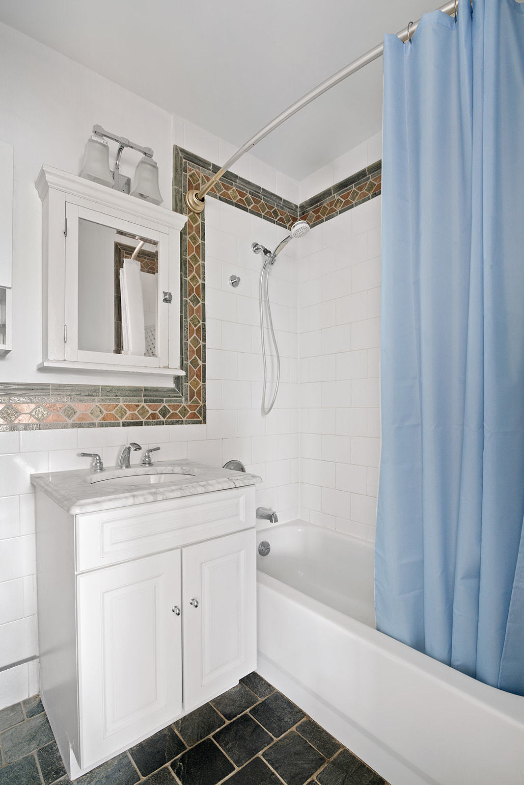 30-85 Vernon Boulevard, Unit 3M Queens, NY 11102 - Photo 6 of 8