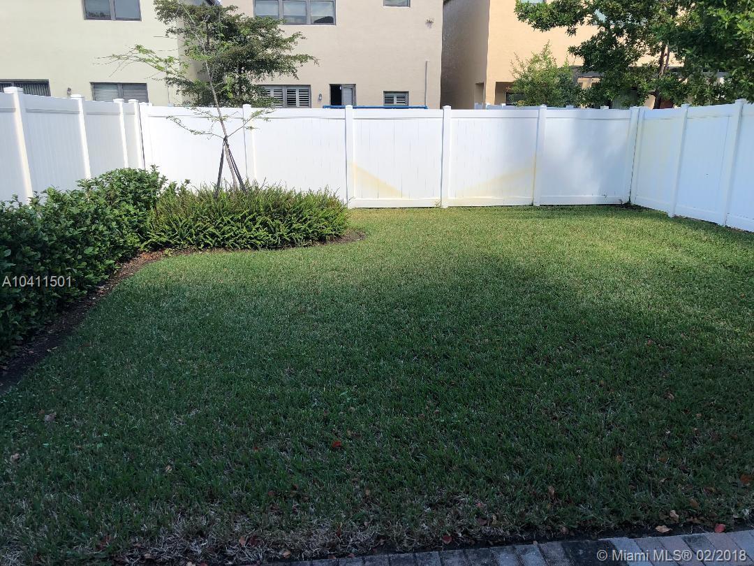 673 Northeast 191st Street Miami, FL 33179 - Photo 3 of 7