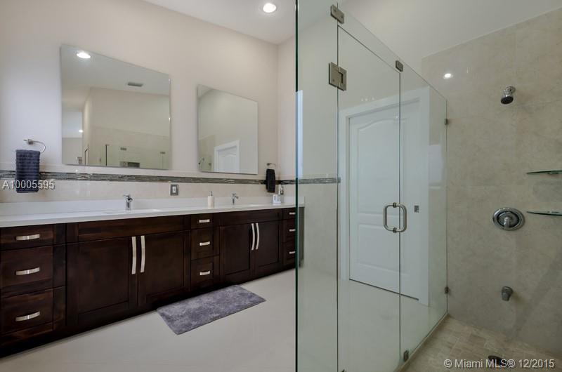 15962 Southwest 62nd Street Miami, FL 33193 - Photo 23 of 33