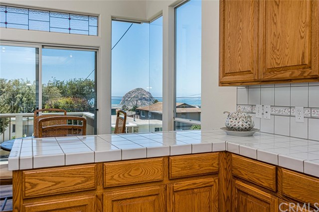 444 Kings Avenue Morro Bay, CA 93442 - Photo 15 of 38