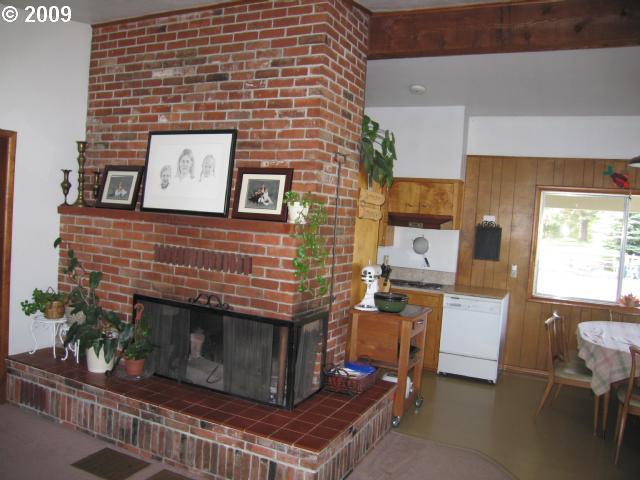 63007 Hurricane Creek Road Joseph, OR 97846 - Photo 3 of 7 Gallery Image 3