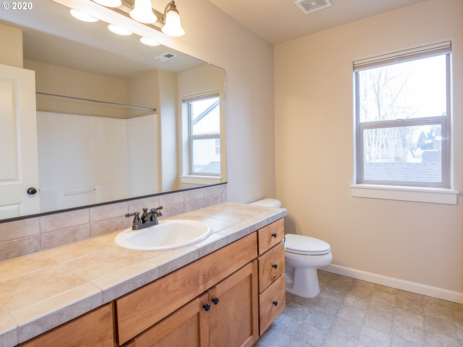 705 Northeast Jackson Street Hillsboro, OR 97124 - Photo 21 of 28
